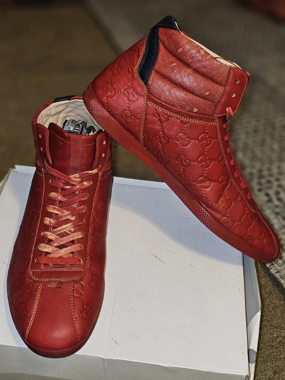 Gucci Authentic Red High Top Ace Embroidered Signatue GG Sneaker US Size 9.5 Men